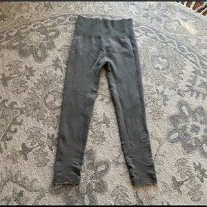 Yummie Leggings - Medium